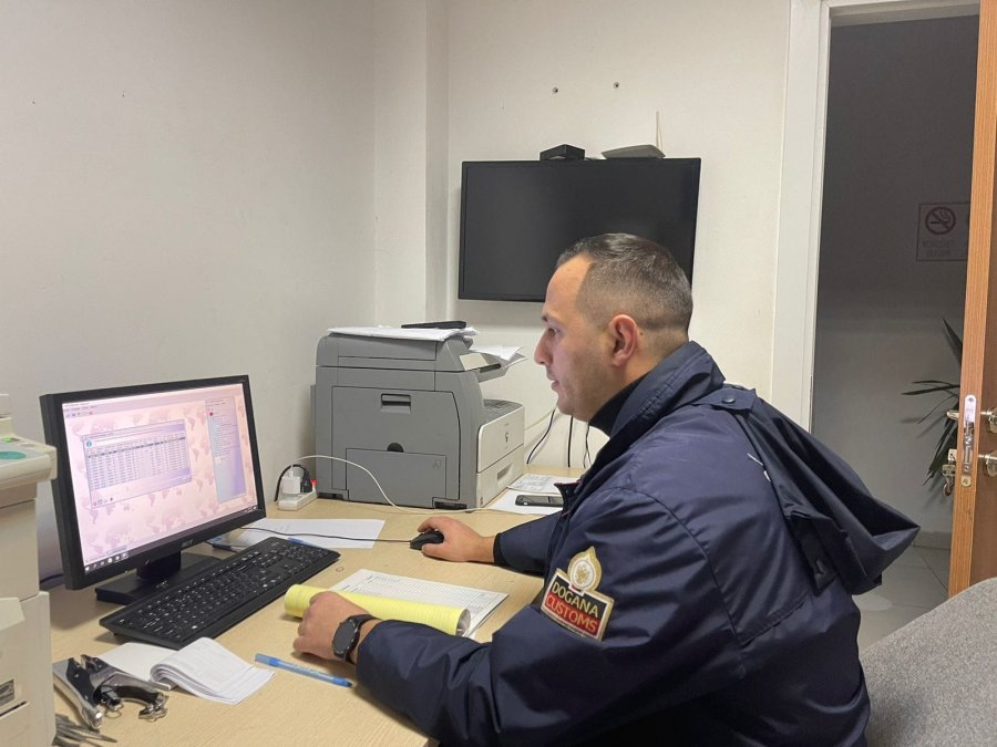Bllokohet sistemi TIMS në Kapshticë dhe Kakavijë, mesazh nga hakerat në kompjutera