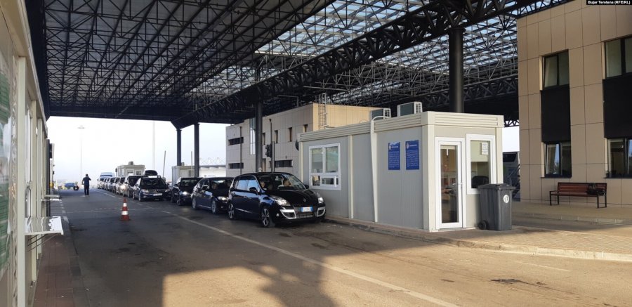 Pas 11 vjetësh me letra hyrje-daljeje, qytetarët në Jarinjë: E kaluam kufirin sikur të ishte BE
