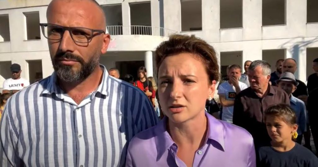 Xhixho nga shkolla “Ibrahim Basha: Nxënësit duhet të ecin 1 orë larg nga banesa për t’u shkolluar