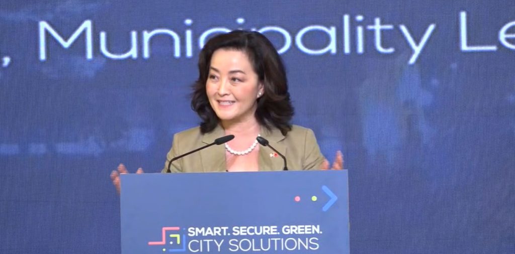 Ambasadorja Yuri Kim flet për sulmet kibernetike në Shqipëri: Disa keqdashës u përpoqën që të minojnë besimin në demokraci