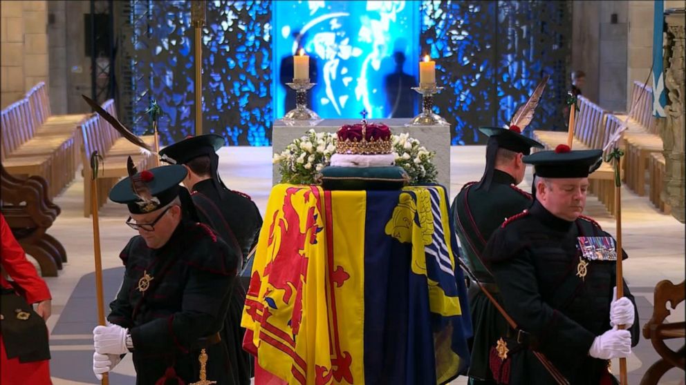 Delegacioni kinez nuk lejohet të hyjë në vendin ku mbahet trupi i Mbretëreshës Elizabeth