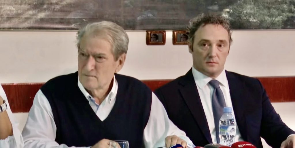 Sali Berisha bën thirrje për protesta: Pjesëmarrja e rinisë rrëzon këtë regjim