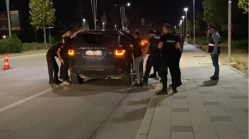 FNSH dhe forcat Shqiponja kontrolle të shumta në  Elbasan dhe Vlorë
