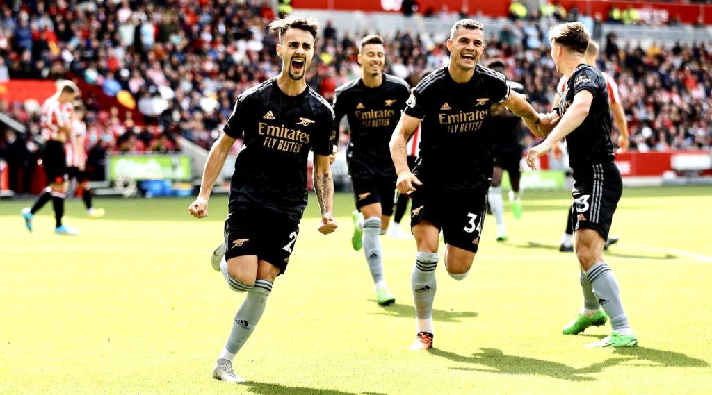 Arsenali nuk di të ndalet, ngjitet në krye të Premier League