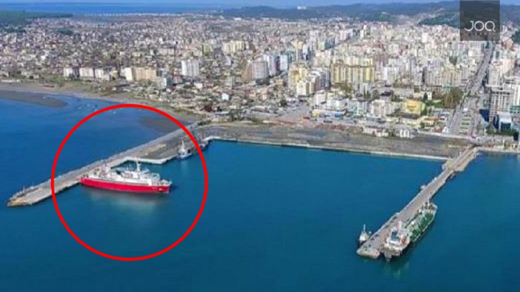 Mbërrin në port anija që do prodhojë energji/ Në protestë Vlora: Do djegë 600 ton naftë!