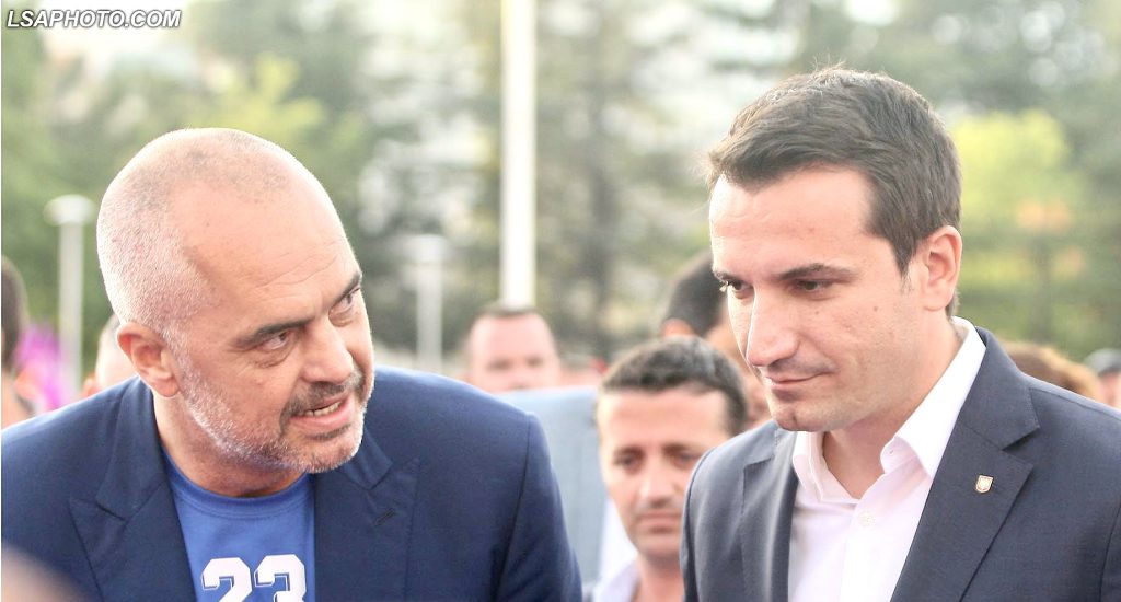 Veliaj mund t’ia marrë partinë Ramës aq sa mundi ia morën Mehmeti, Kadriu etj Enverit.