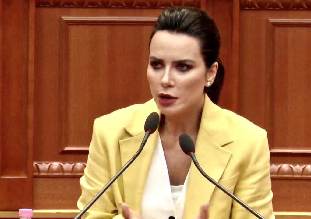 Grida Duma ironi në Parlament: Nuk shërohet i sëmuri më vaj kapsllëku