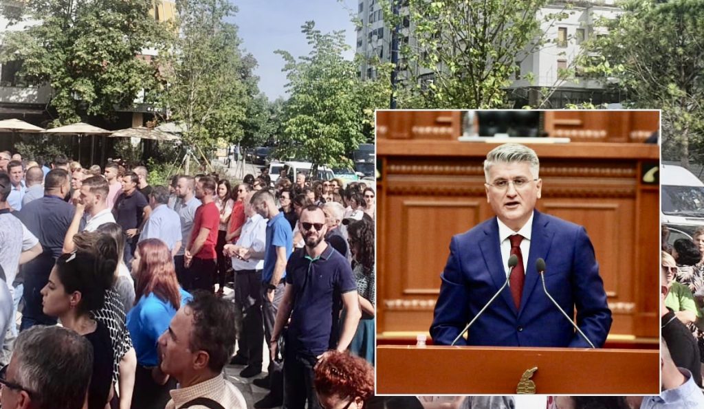 Gjekmarkaj:Pedagogët konsiderohen nga Qeveria si birbo e si leshko
