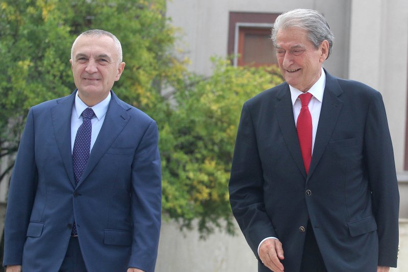 Ilir Meta: Unë dhe Berisha ndryshojmë nga të tjerët, e mbajmë fjalën! Rama do largohet si Millosheviçi