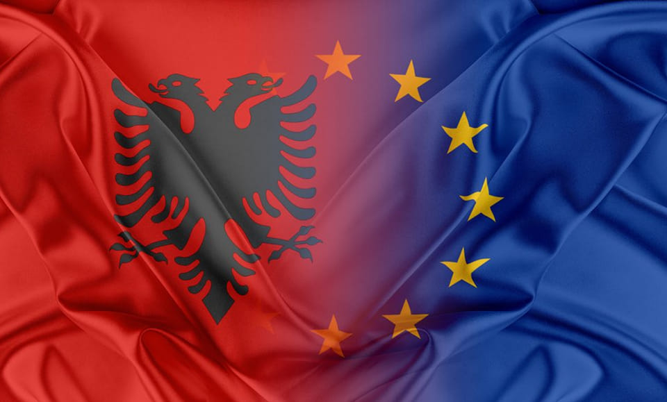 Shqipëria ndihmohet me 600 mln euro