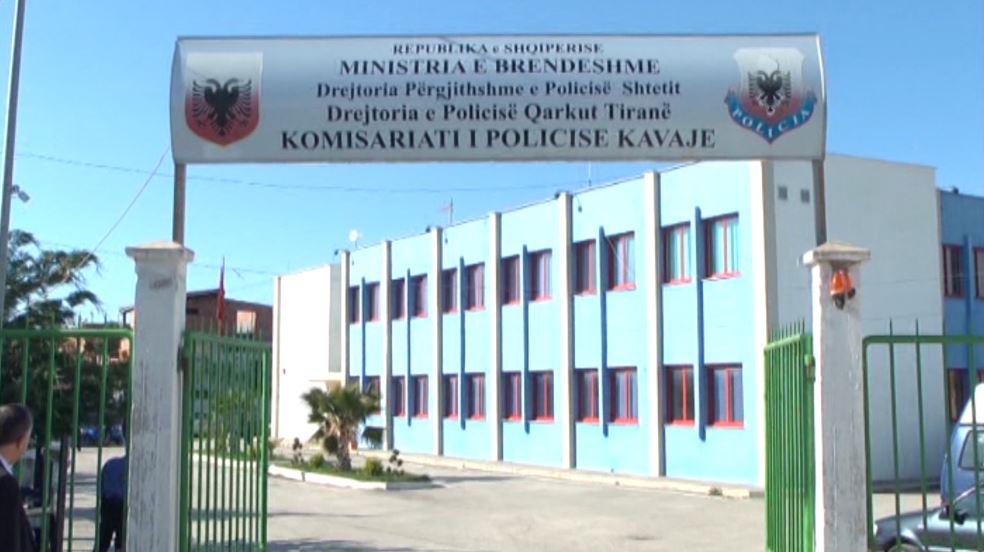 Kavajë/ Një 17 vjeçare merret peng dhe  dhunohet nga dy djem