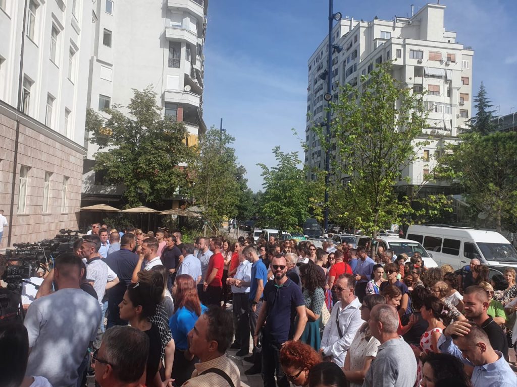 Protesta e pedagogëve: S’e kanë prioritet arsimin publik!