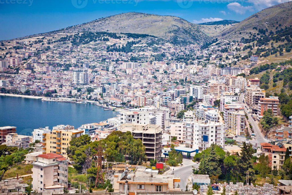 69-vjeçari që u arrestua për tjetërsim të mijëra metra katror tokë në Ksamil