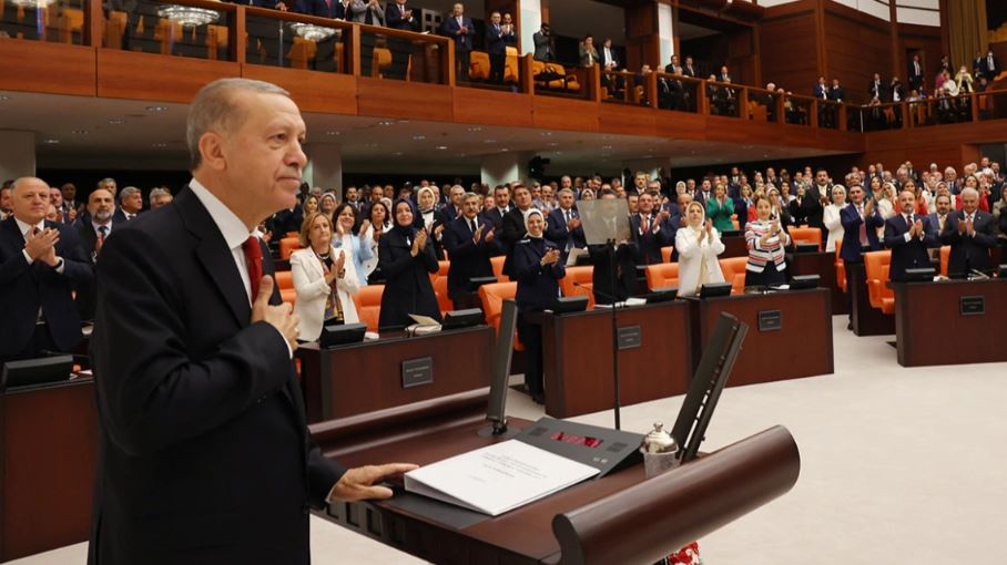 Erdogan tjetër mesazh Athinës: Qëndroni larg sjelljeve që mund të çojnë popullin drejt shkatërrimit
