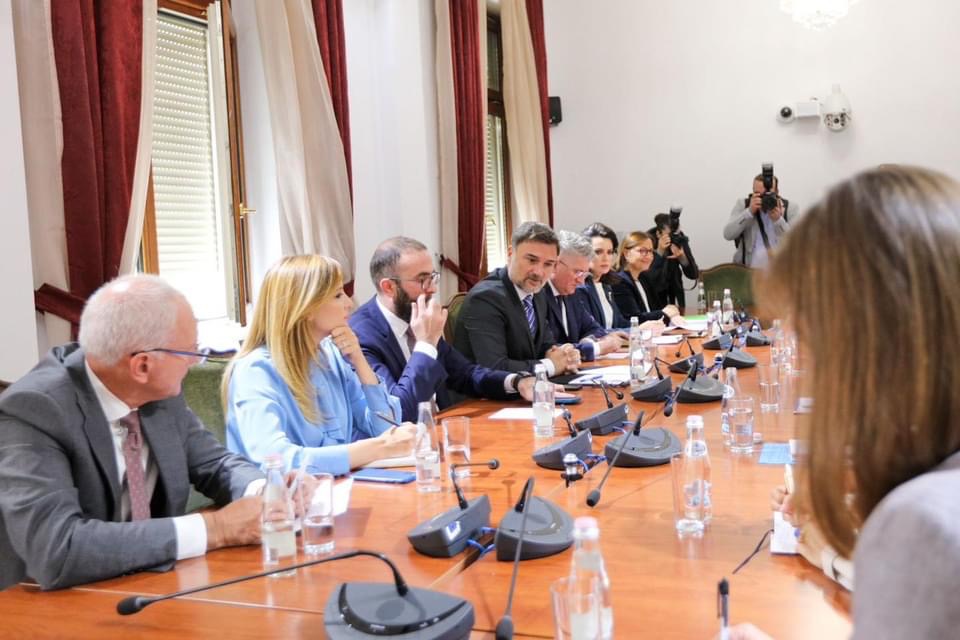 Alibeaj zbardh takimin me Yuri Kim dhe ambasadorët e vendeve të BE: Koordinimi me partnerët, detyrim moral e politik