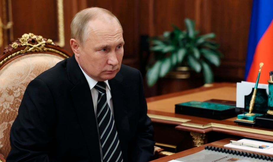 VOA: Vladimir Putin nënshkruan ligjet për aneksimin e 4 rajoneve të Ukrainës