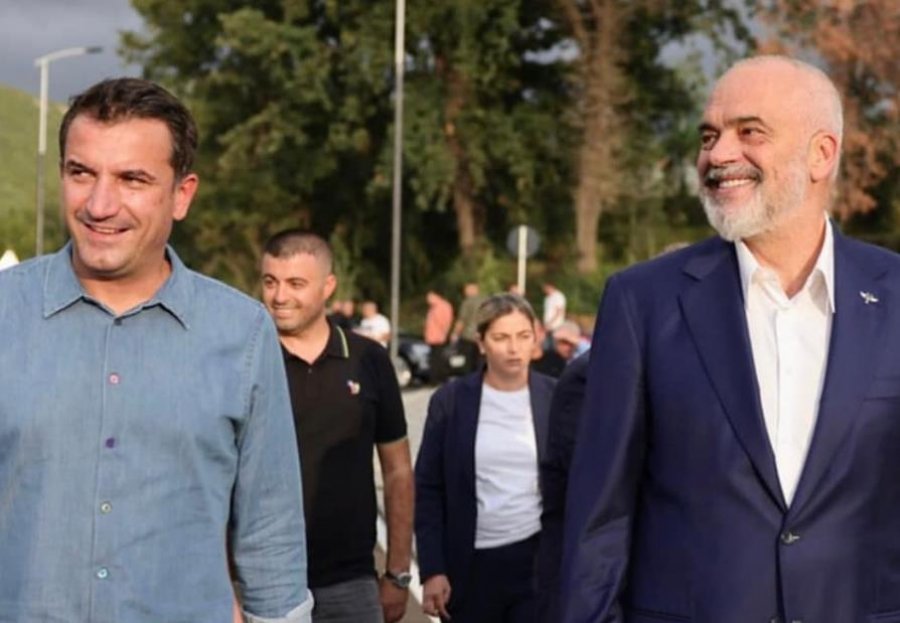 Kompania e lidhur me zyrtarin e PS ndërtoi kate pallati ‘pa leje’ në zemër të Tiranës