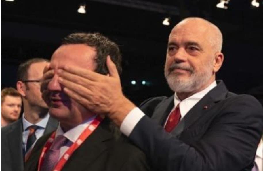 Pse Rama bëri kllounin me Albinin ?!