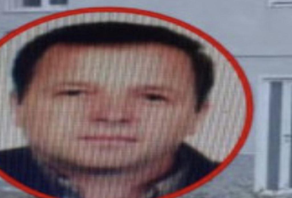 Pogradec, masakroi me thikë fqinjin në derë të shtëpisë, arrestohet Fatmir Manellari