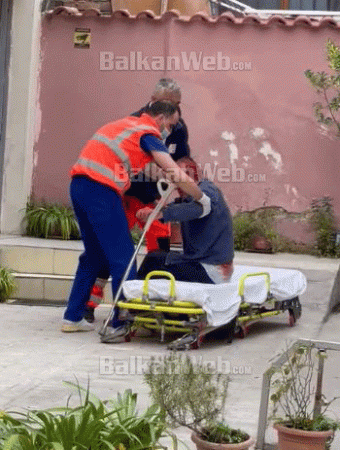 Prona fut në sherr burrë e grua në Durrës, si nisi konflikti që çoi në plagosjen e të moshuarit