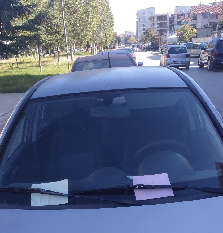 Tirane/Met Rrumbullaku dhe Erion Veliaj në garë me njëri-tjetrin për të gjobitur shqiptarët