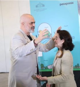 Dështimi i ndërkombëtarëve të Tiranës