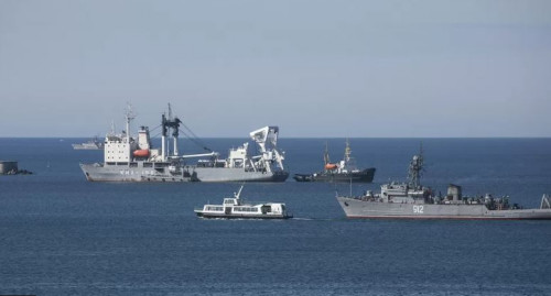 Rusia akuza Ukrainës: Ka kryer sulme masive me dronë në flotën në Detin e Zi, një anije është dëmtuar