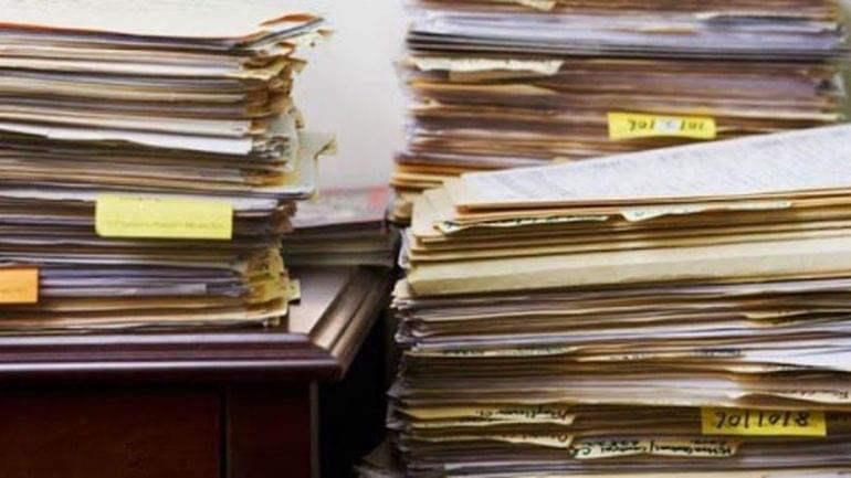 Kujt i hyn në punë hapja e dosjeve 32 vjet pasi komunistët drejtojnë edhe “demokracinë”?