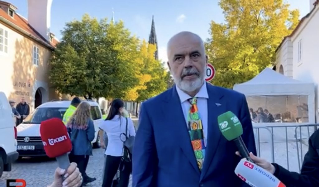 Kryeministri Rama në Pragë: ndihmohen të 6 vendet Ballkanit në krizën energjitike