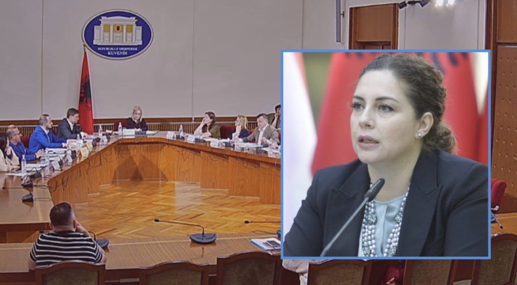 Mandati i ministres Xhaçka, PS rrëzon kërkesën e PD për t’a çuar në Kushtetuese