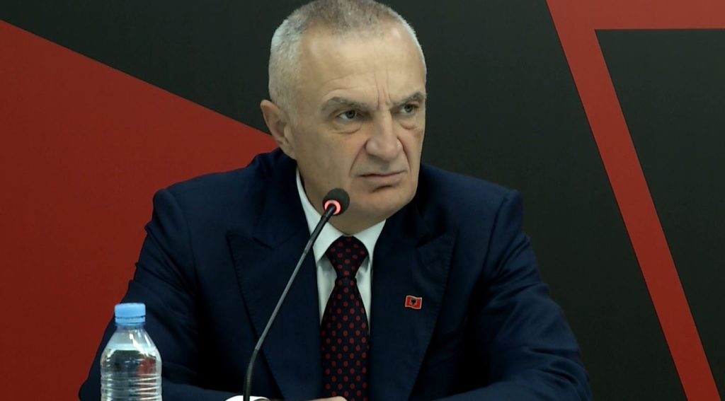 Meta: Qeveria e zhytur në skandale të llahtarshme