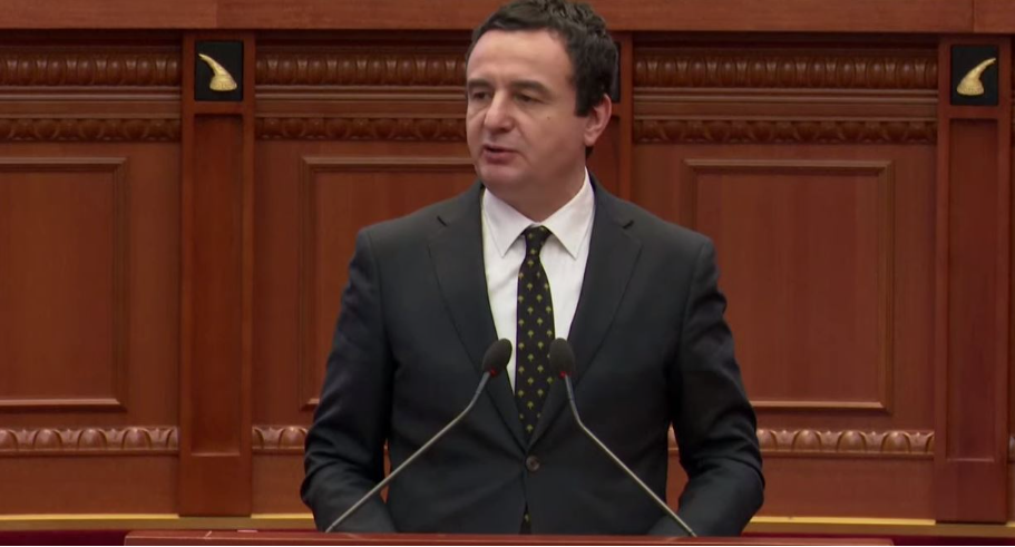 Albin Kurti: Gëzuar 28 nëntorin historik të Skëndërbeut në Krujë, Ismail Qemalit në Vlorë dhe Adem Jasharit në Prekaz!