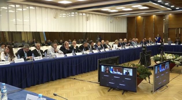 Krerët e policive të vendeve të rajonit, takim në Tiranë!