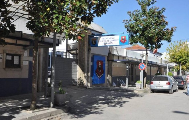 ELBASAN/ Operacion ‘top secret’ ndërkombëtar në një qendër tregtare