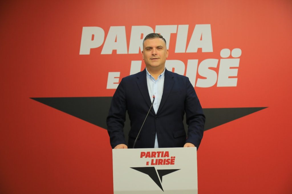 Tedi Blushi nxjerr videon e Ramës: Ai e urren Kosovën, ndaj mbështet idenë e ndarjes së saj