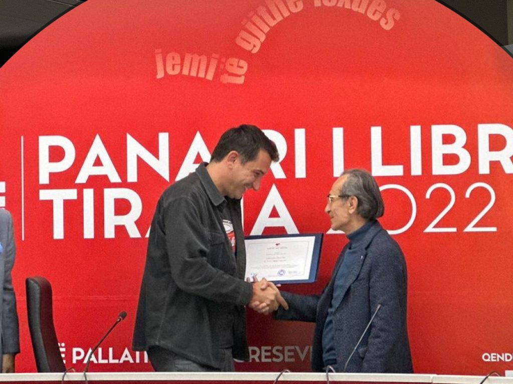 Ndahen çmimet në Panairin e Librit 2022
