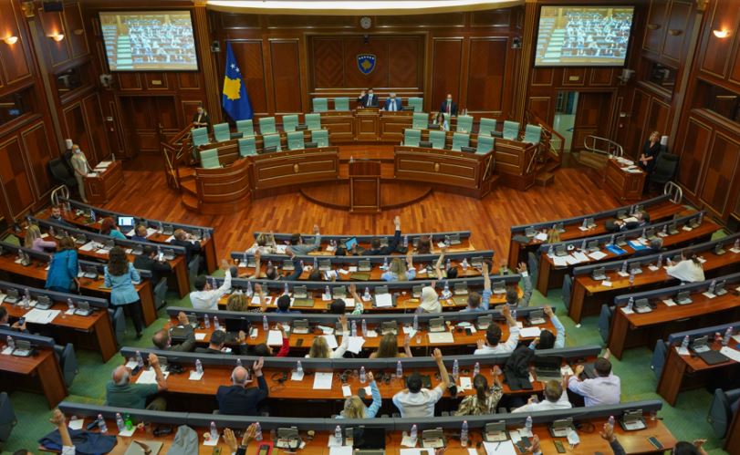 Lista Serbe dorëzon mandatet e deputetëve në Kuvendin e Kosovës