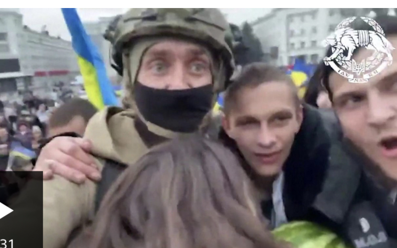 Pas rimarrjes së Kherson, ushtria ukrainase tregohet e kujdesshme: Nuk ka kohë për festime!
