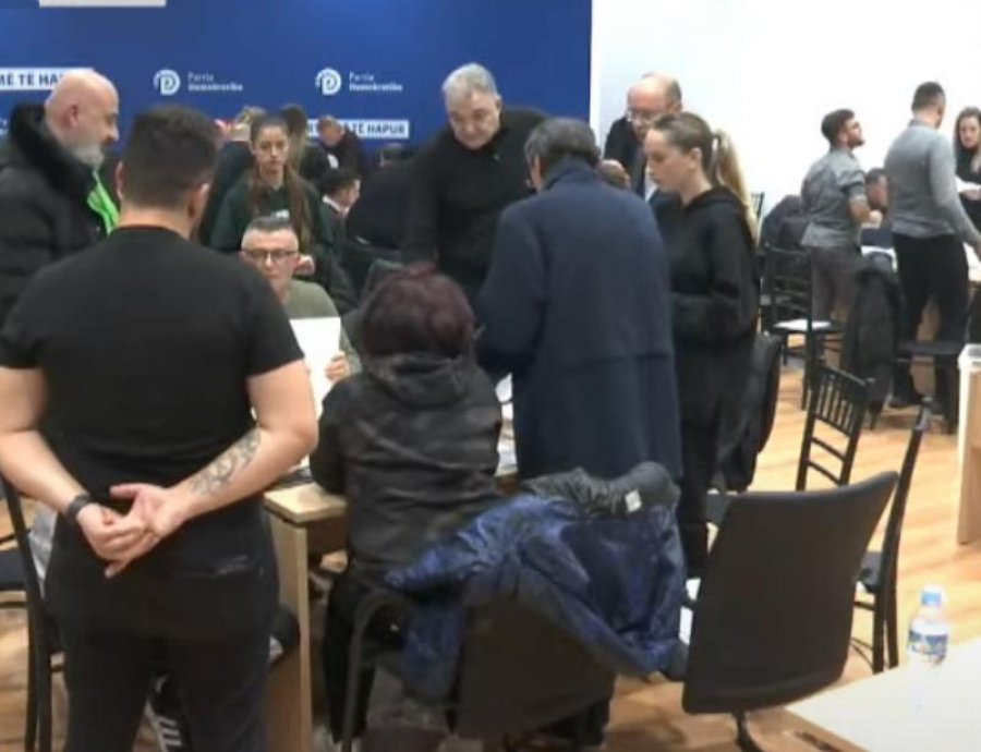 Numërohen votat e Degës  7 dhe 11 në Tiranë