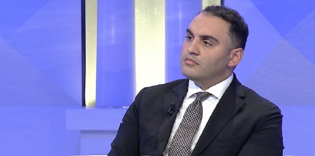 Belind Këlliçi vlerësohet ‘Njeriu i Vitit në Politikë’
