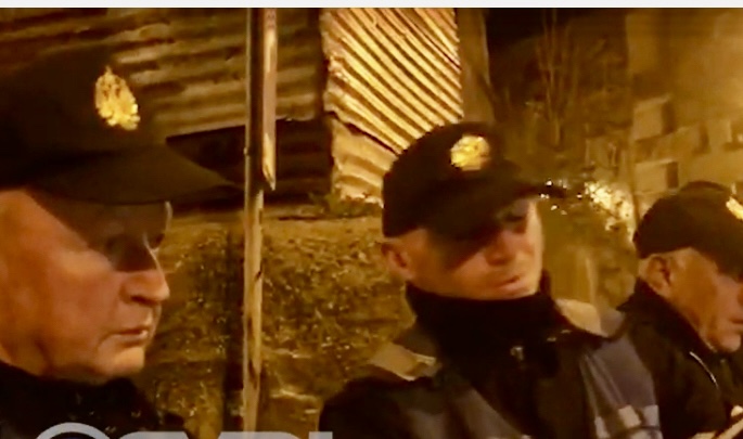 Shembja e bllokut të pallateve tek “Myslym Keta”/ Belind Këlliçi: Për të prishur e shkatërruar, shteti zgjohet që pa gdhirë…