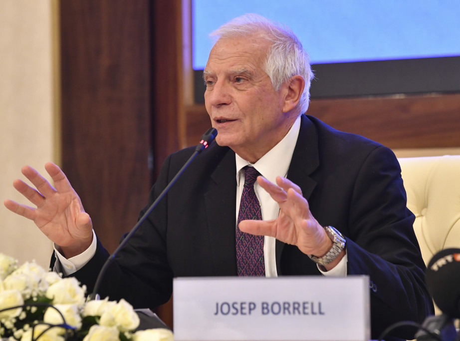 Borell thirrje Beogradit dhe Prishtinës: Ndaloni konfliktet dhe dialogoni!