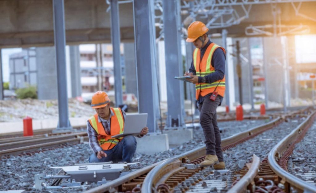 Serbi, treni me amoniak del nga shinat, dhjetëra njerëz përfundojnë në spital me helmim