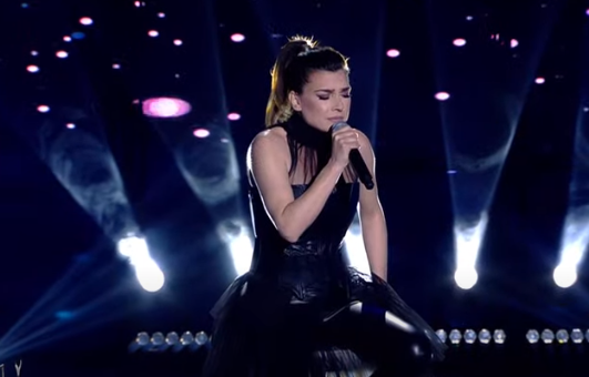 Rikthehet Elsa Lila, fiton Festivalin e 61-t të Këngës. Ja renditja e tre vendeve të para