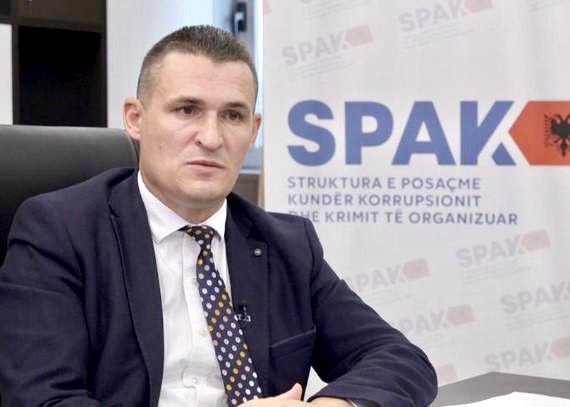 Prokuror Dumani, vendose veten krah Skënderbeut!
