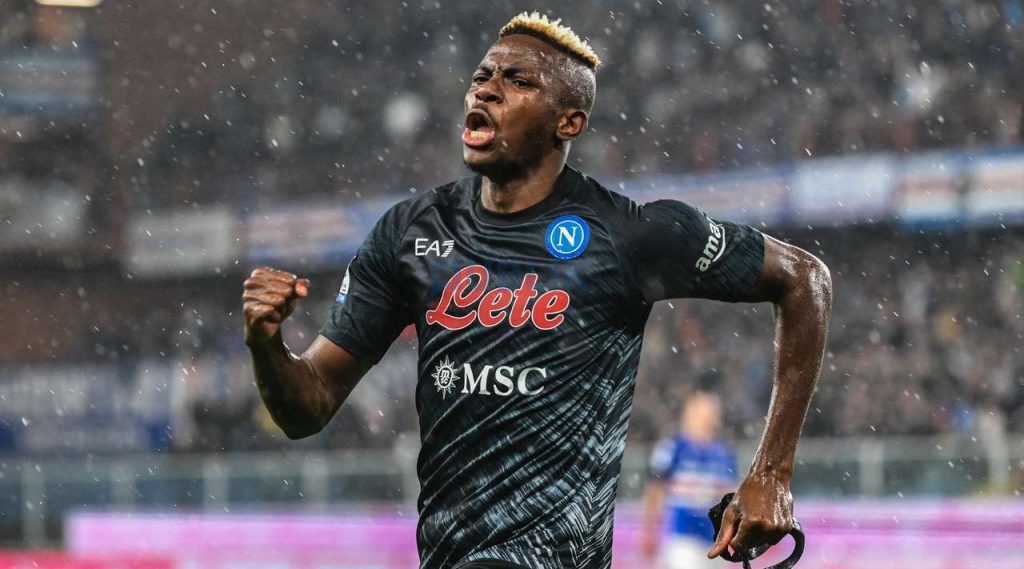 Napoli kryesues rikthehet te fitorja