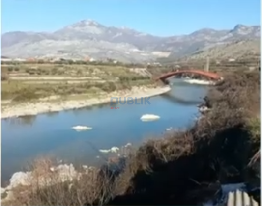 Flet drejtori i Maternitetit të Shkodrës për nënën që hodhi fëmijën në lumë: Nëna nuk kishte probleme të shëndetit mendor