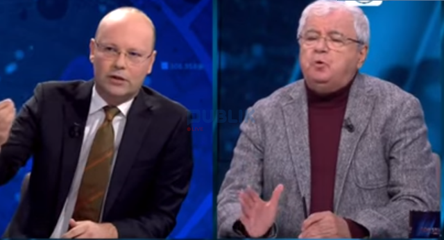 Ngjela përplaset  në emisionin me Kason