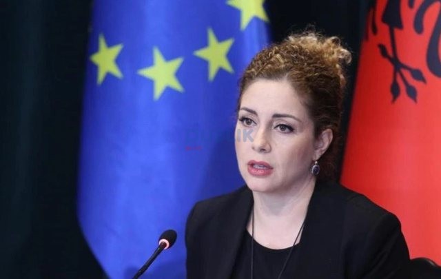 Deklaratat e ministrit britanik për emigrantët shqiptarë/ Xhaçka: E tronditur nga gjuha e përdorur