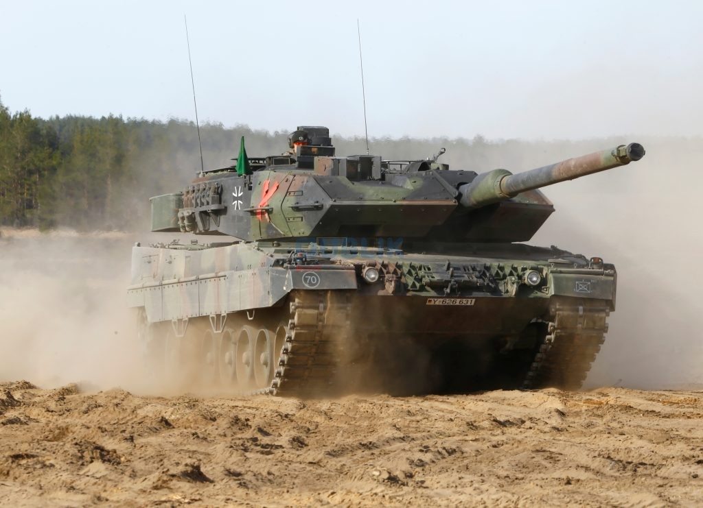 Ukrainës i premtohen më shumë se 300 tanke